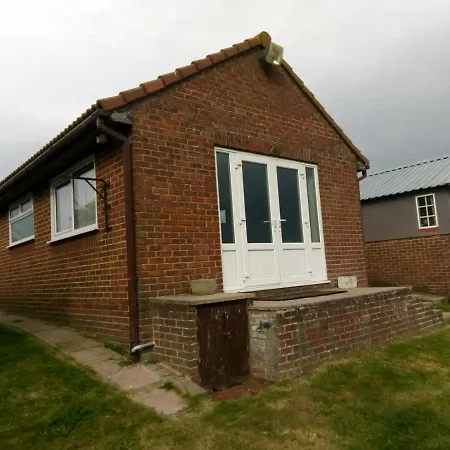 Shirls Chalet In Sheppey, Leysdown Exterior photo